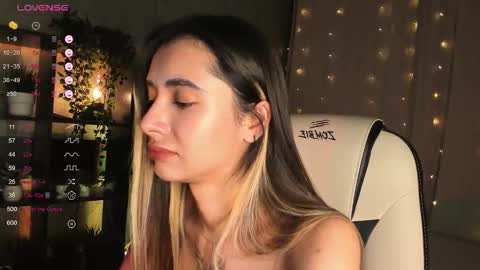 Belle online show from November 15, 5:31 am