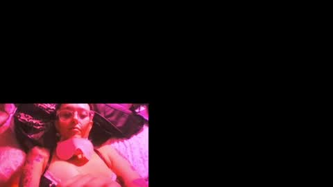 darnette_daisy online show from December 15, 7:15 am