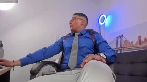 Dash online show from September 26, 11:40 am