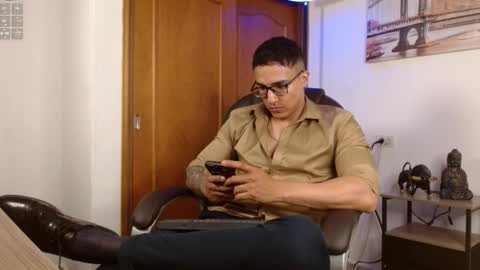 Dash online show from March 4, 2:03 pm