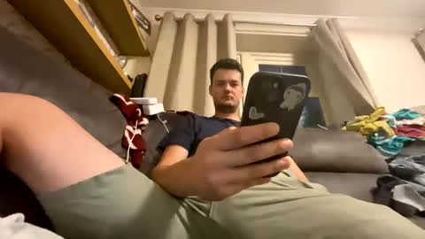 davebutts9191 online show from August 4, 8:49 pm