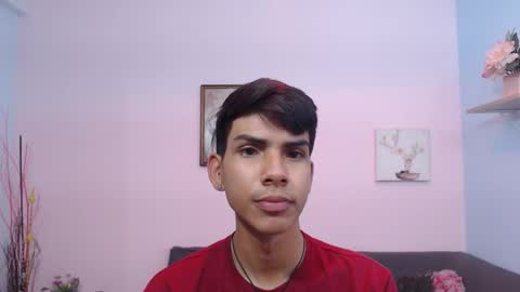 Snapshot of david_925_ chatting on October 22, 11:34 am David online show from October 22, 11:34 am