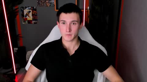 Snapshot of david__diamond chatting on October 5, 4:14 pm David online show from October 5, 4:14 pm