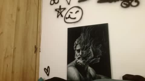 Twitter davidsanctum online show from March 1, 6:06 am