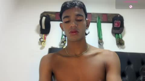 david_hot44 online show from June 3, 5:10 am