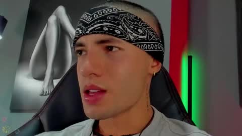 David Jons online show from November 10, 12:02 am