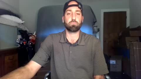 Snapshot of davidboner85 chatting on October 1, 3:33 pm DavidBoner85 online show from October 1, 3:33 pm