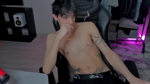 davis online show from February 20, 9:53 pm