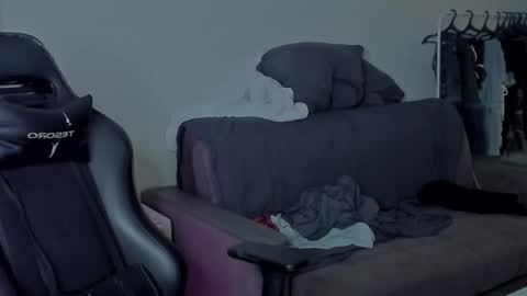 davis online show from December 11, 12:12 am