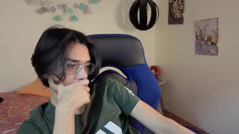 davoxer online show from December 14, 3:46 am