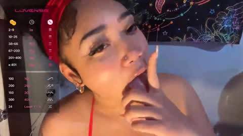 dayqueen1 online show from September 18, 6:06 am