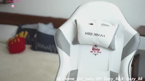 Dazy    My Fansly  online show from March 1, 4:37 am