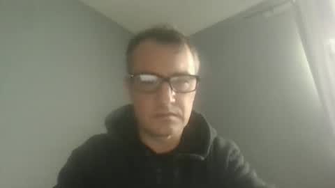 Dazzill online show from February 17, 3:00 pm