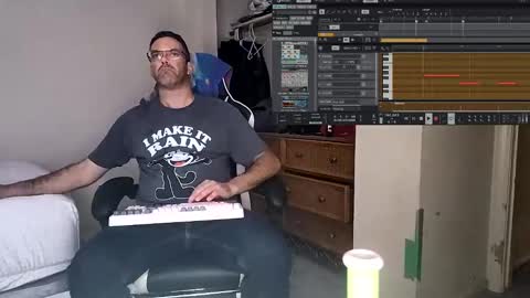 Snapshot of dbfroge chatting on September 12, 8:27 am dbfroge online show from September 12, 8:27 am