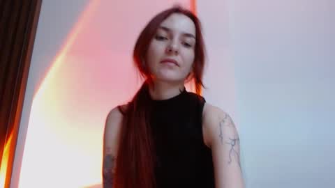 Snapshot of dead_girll chatting on September 18, 9:19 pm freak online show from September 18, 9:19 pm