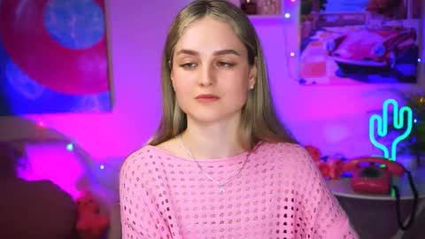 Debora online show from March 7, 3:49 pm