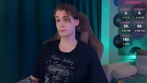 Samuel online show from April 5, 7:44 pm