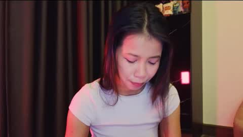 deedeedoll online show from February 23, 1:19 am