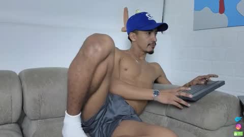 deen_salvatore online show from January 13, 6:43 am