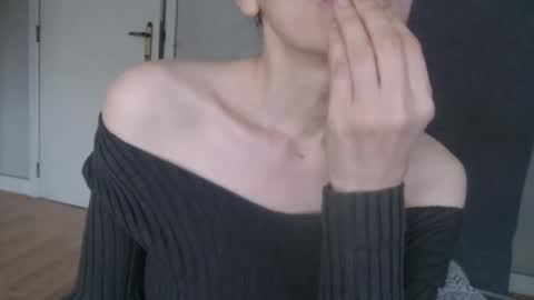 KamiDevi online show from October 15, 3:24 pm