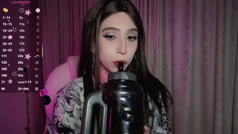 Snapshot of deftsuki chatting on September 11, 8:15 am Stephanie.e  online show from September 11, 8:15 am