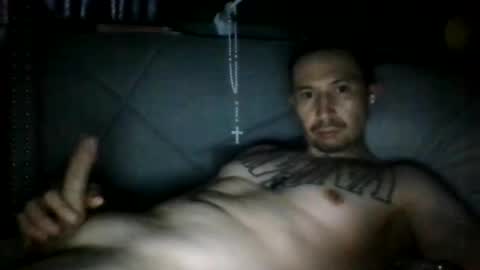 Snapshot of delgadomalo13 chatting on December 1, 11:40 pm delgadomalo13 online show from December 1, 11:40 pm