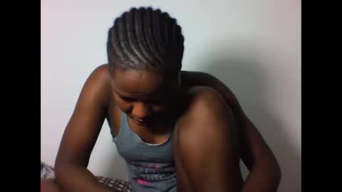 EVAH online show from December 23, 2:40 am