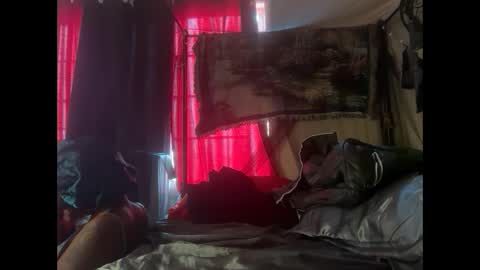 Snapshot of delightfuldark chatting on September 22, 4:33 pm delightfuldark online show from September 22, 4:33 pm