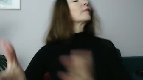 Snapshot of delilah_sweet chatting on February 11, 6:01 pm delilah_sweet online show from February 11, 6:01 pm