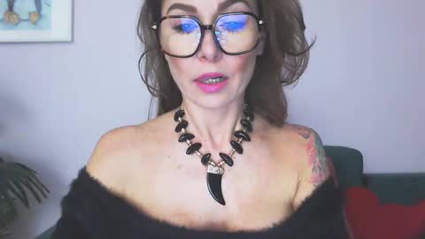 delilah_sweet online show from April 13, 3:16 pm