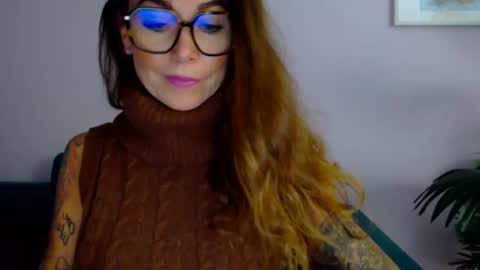 Snapshot of delilah_sweet chatting on September 9, 3:34 pm delilah_sweet online show from September 9, 3:34 pm