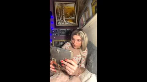 Delilah  Juju online show from June 11, 2:44 am