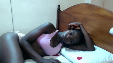 magdalyn online show from February 16, 12:25 pm