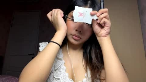 Hannah online show from April 18, 4:58 am