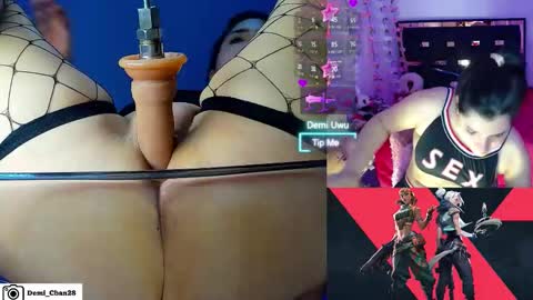 demiii online show from March 25, 9:27 am