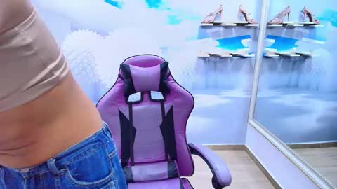 DEMI online show from April 14, 11:57 am