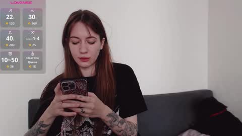 Snapshot of demiamour chatting on September 15, 1:34 pm Demi. not your babybabebb and other shit online show from September 15, 1:34 pm