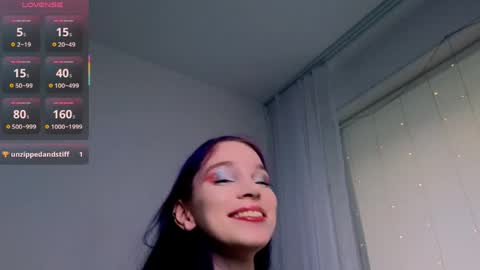 Demmi online show from June 9, 3:33 pm