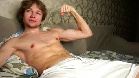 Dave19  online show from February 22, 2:15 am