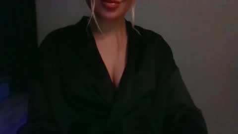 denise433470 online show from September 17, 6:22 pm