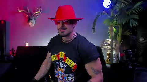 dennis_cox_ online show from April 12, 11:09 pm