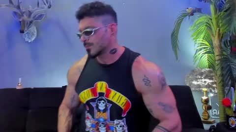 dennis_cox_ online show from May 15, 9:18 am