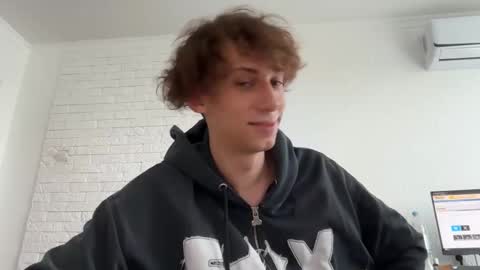 Snapshot of denobluora chatting on September 20, 1:25 pm Jasper   online show from September 20, 1:25 pm