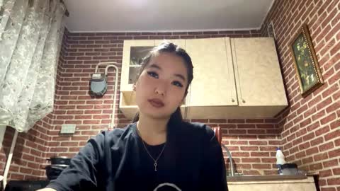 Emma online show from November 5, 1:13 pm