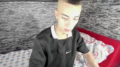 Dereck Boy online show from January 12, 3:46 am