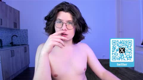 Derek online show from March 10, 8:13 pm