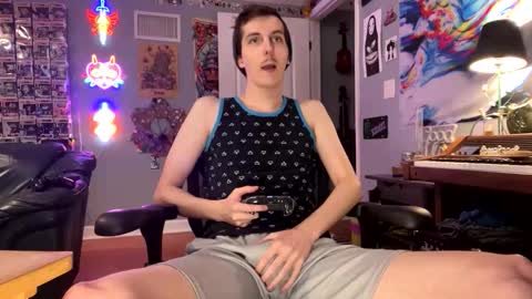 derekdings online show from October 27, 9:15 pm