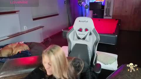 Derrick 52 and Brittany 50 online show from November 26, 5:26 am