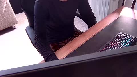 lecram online show from April 29, 8:41 am