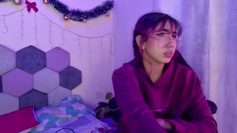 TORI AND MR. BEAR online show from December 13, 7:53 pm